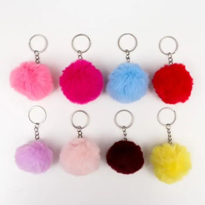 Пушистик на кольце "Помпон " d=5 см МИКС