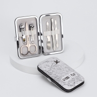 Набор маникюрный &laquo;Карта&raquo;, 6 предметов, в футляре, чёрный, белый