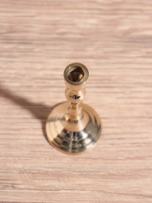 Подсвечник, латунь, 3.5&times;3.5&times;7.5 см