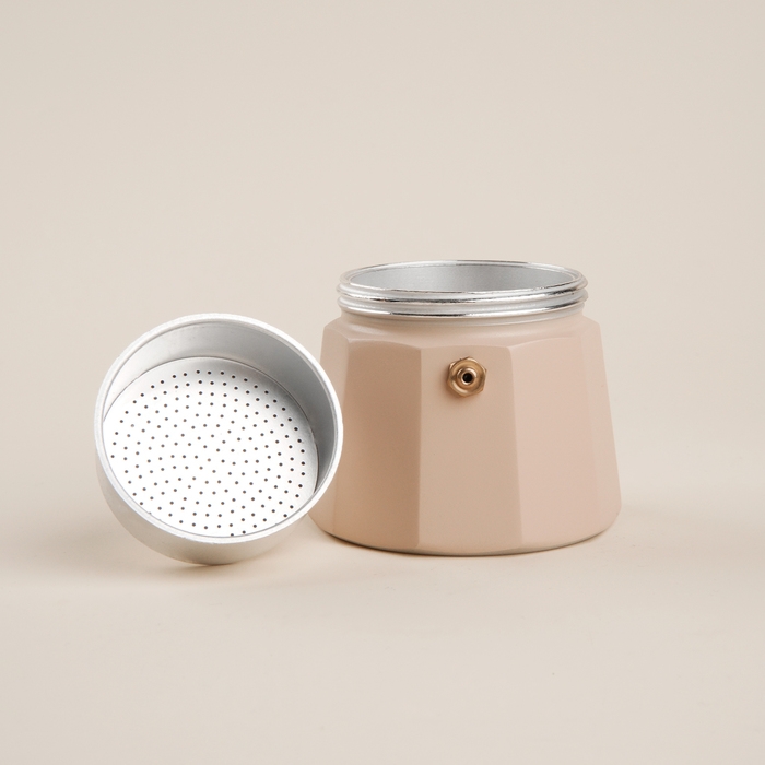 Кофеварка гейзерная SL Home &laquo;Ферамо&raquo;, 150 мл, 11&times;15,5&times;12 см, цвет бежевый