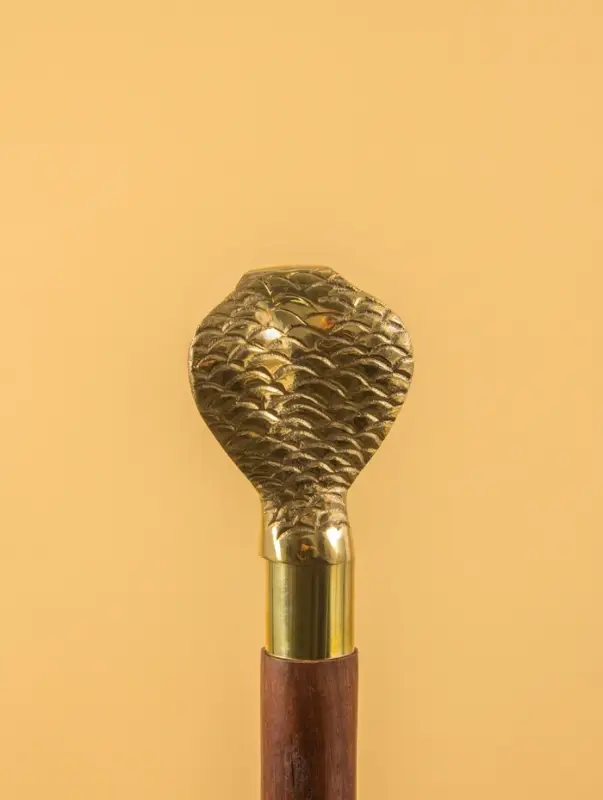 Трость сувенирная &laquo;Королевская кобра&raquo;, 6&times;96.5 см