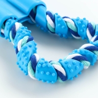 Игрушка витая из резины и каната "Мегакость", 19,5 см, синяя