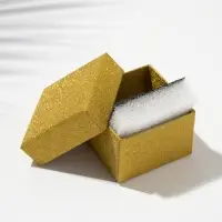 Коробочка подарочная под кольцо/серьги &laquo;Блеск&raquo;, 5&times;5, цвет золото, вставка чёрная