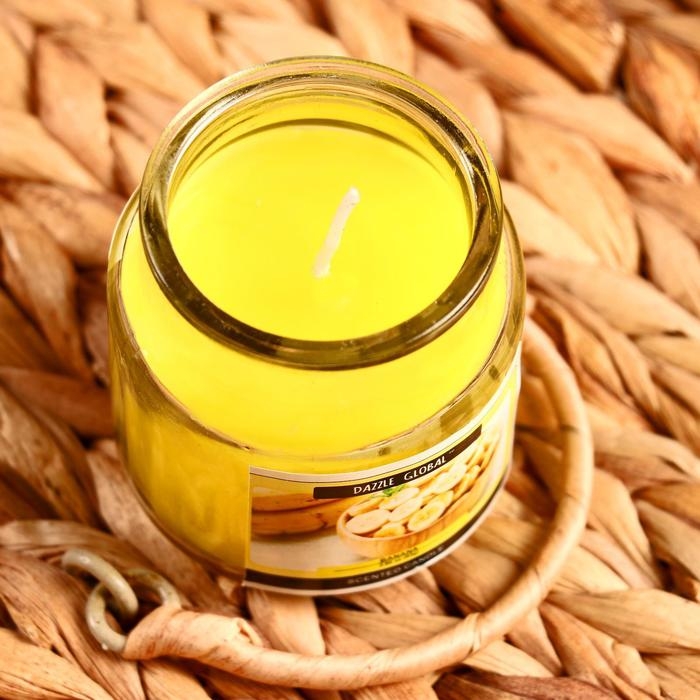 Свеча в банке "Банан" 82 гр 6х9х9 см