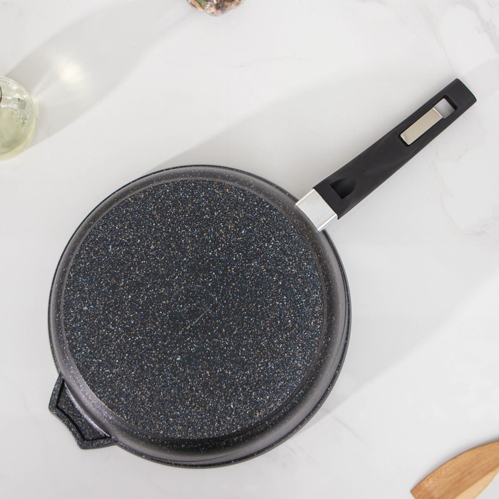 Сковорода &laquo;Гранит Star&raquo;, d=26 см, пластиковая ручка, антипригарное покрытие, тёмно-синий