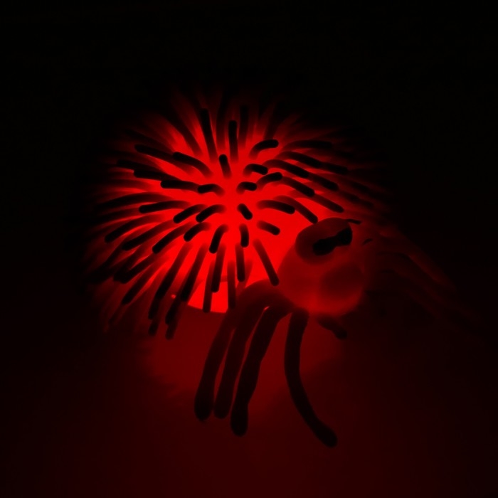 Ёжка &laquo;Клещ&raquo; световой, цвета МИКС