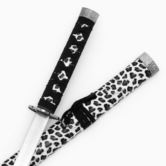 Сувенирное оружие &laquo;Катана на подставке&raquo;, темно серые ножны под леопарда, 89см