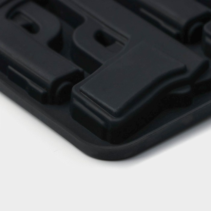 Форма для шоколада Доляна &laquo;Пистолет&raquo;, силикон, 18.7&times;13.4 см, 6 ячеек (7.5&times;5.1 см), тёмно-серая