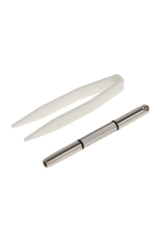 Набор инструментов для ремонта очков отвертка, пинцет, винты, носоупоры 70 шт.