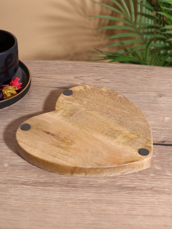 Блюдо в форме сердца &laquo;Синие птицы&raquo;, дерево манго, 20.5&times;20&times;2.3 см