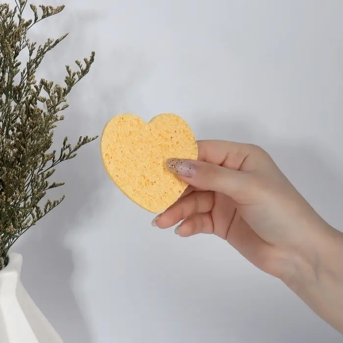 Спонж для умывания &laquo;Сердце&raquo;, 8.5&times;7.5 см, МИКС