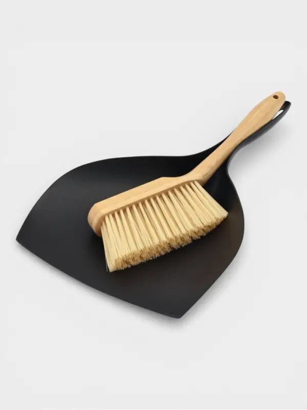 Щетка с совком "Meli", бамбуковая ручка, цвет черный 37х24 см