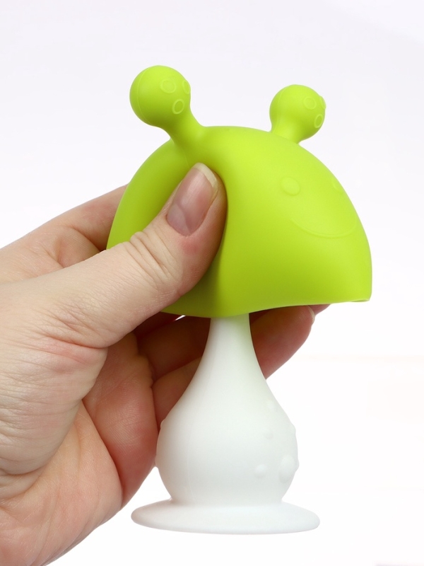 Прорезыватель силиконовый с погремушкой &laquo;Грибочек&raquo;, цвет зеленый, Крошка Я