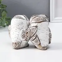 Сувенир полистоун "Совята- объятия" белый с золотой патиной 13,7х8х8,7 см