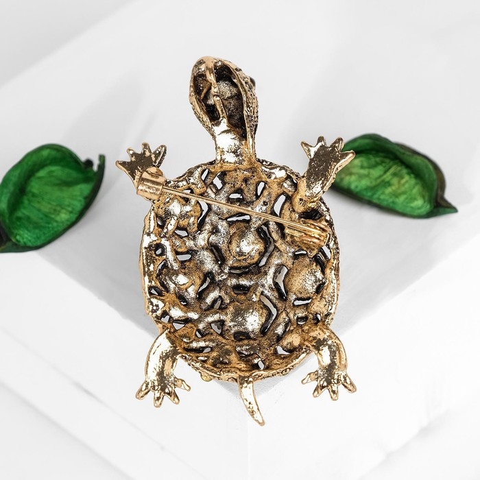 Брошь &laquo;Черепашка&raquo; в крупных стразах, цветная в чернёном золоте