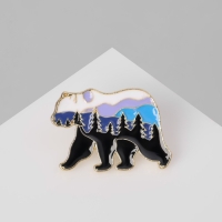 Значок &laquo;Медведь&raquo; лес, цветной в золоте