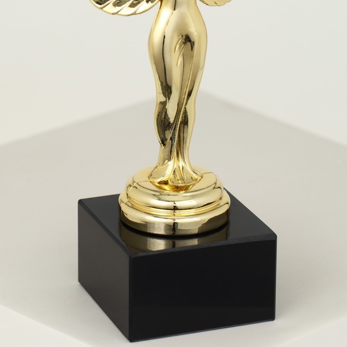 Наградная фигура &laquo;Ника с шаром&raquo;, подставка камень черная, 19 х 7 х 5 см