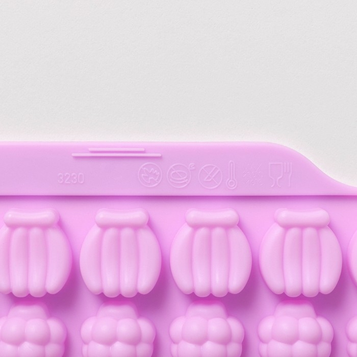 Форма для мармелада Доляна &laquo;Фруктовый бум&raquo;, силикон, 18,5&times;17,5 см, 42 ячейки (2,2&times;2,2 см), цвет розовый