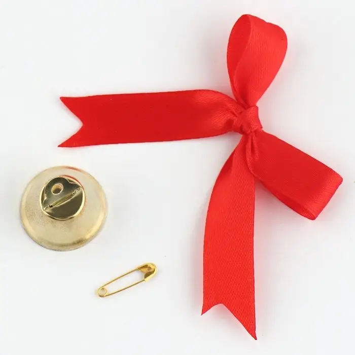 Колокольчик на булавке с бантом на выпускной, красный, d = 2,6 см