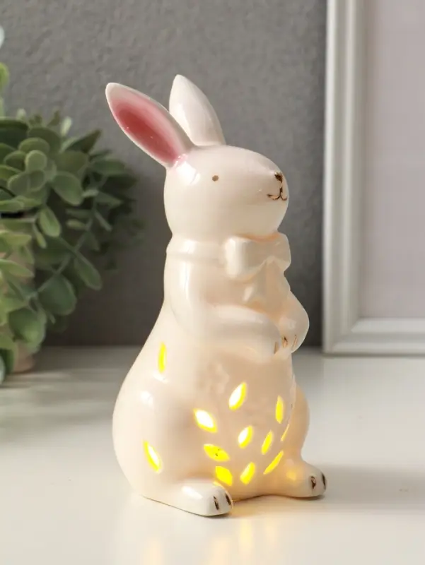 Сувенир керамика свет "Зайка с бантом" белый 7,5х8х15,5 см
