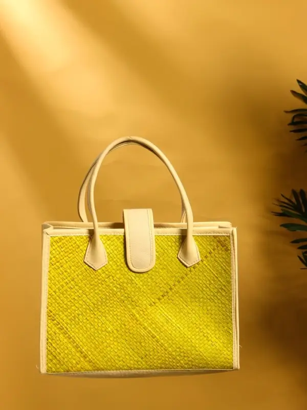 Сумка плетёная на застёжке из пандана, 35&times;12&times;40 см, жёлтая