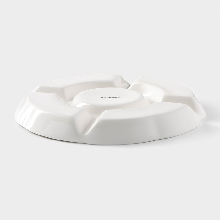 Менажница фарфоровая 5 ячеек Magistro &laquo;Бланш&raquo;, 24,7&times;24,5&times;2,7 см, цвет белый