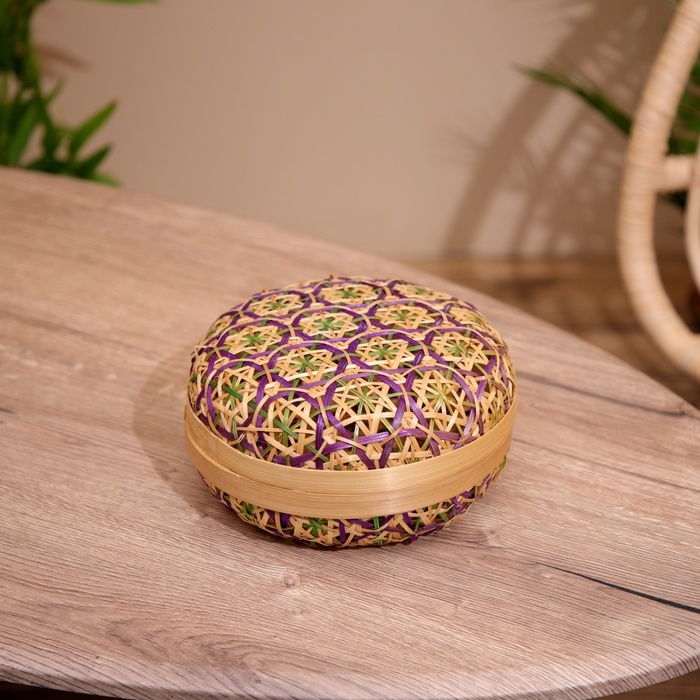 Корзинка плетёная, из бамбука 25х25х7 см