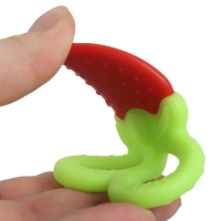 Прорезыватель силиконовый &laquo;Клубничка&raquo;, Крошка Я