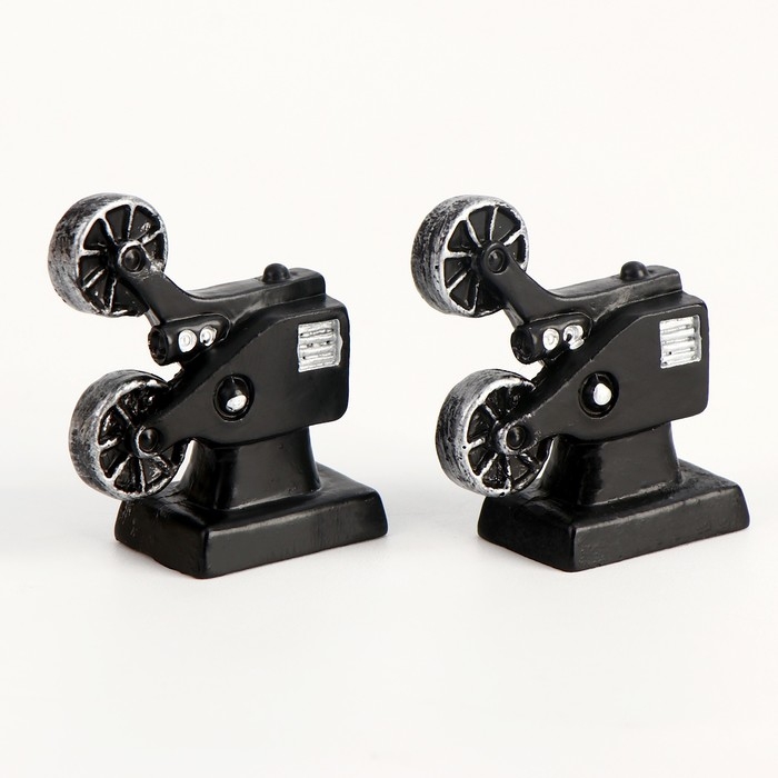 Миниатюра кукольная &laquo;Кинокамера&raquo;, набор 2 шт., размер 1 шт. &mdash; 2,6 &times; 2,3 &times; 1,5 см