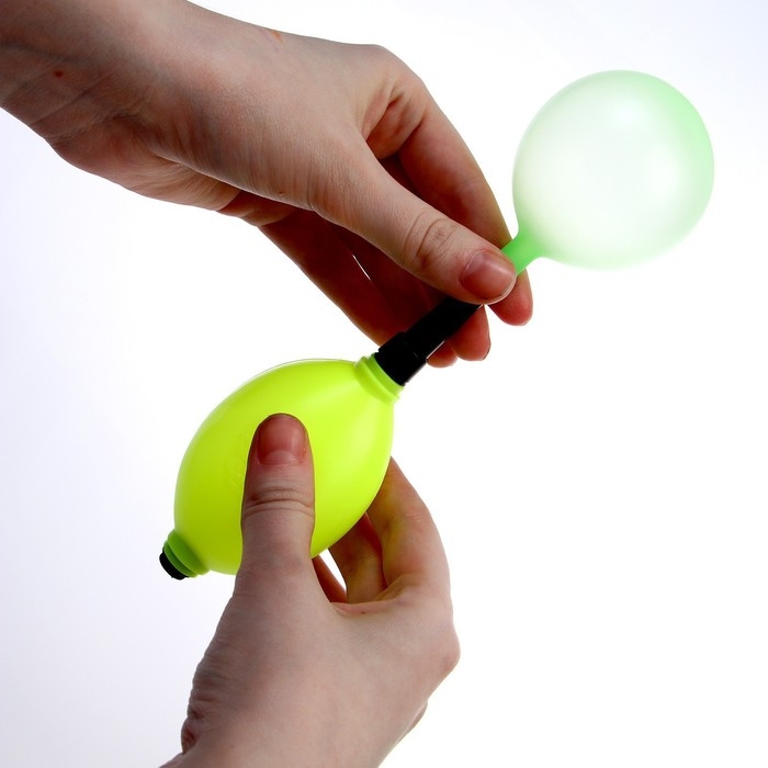 Водяные бомбочки &laquo;Бей в цель&raquo;, 200 шт., с насосом и насадкой, цвета МИКС