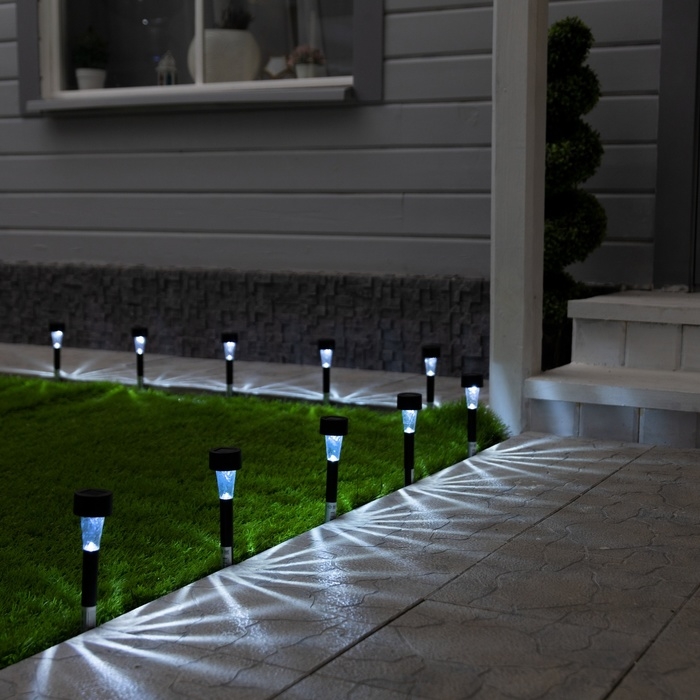 Набор садовых светильников на солнечной батарее &laquo;Трапеция&raquo;, 4.5 &times; 30 &times; 4.5 см, 1 LED, свечение белое, 10 шт.