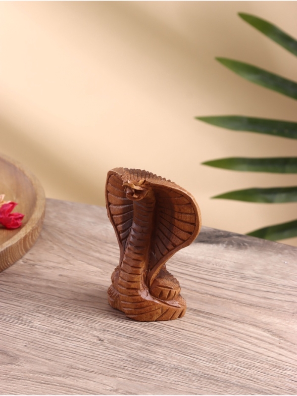 Сувенир "Кобра" дерево суар, 9х4,5х12 см