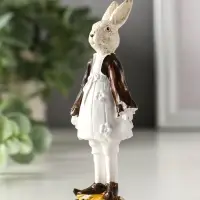 Сувенир полистоун "Нарядный Зайчик/Зайка" МИКС 4,5х3.2х11.5 см