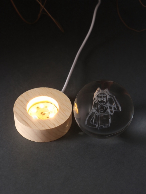 Сувенир стекло подсветка "Шар. Аниме" d=6 см подставка дерево, USB
