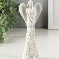 Сувенир полистоун "Безликий ангел в цветочном белом платье с сердцем" МИКС 20 см