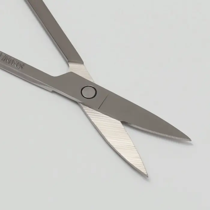 Ножницы маникюрные, загнутые, широкие, 9 см