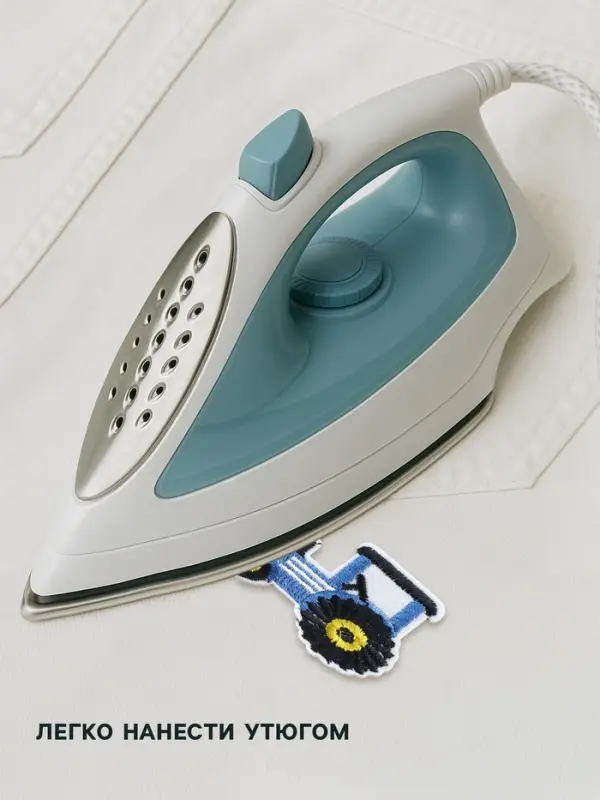 Термоаппликация &laquo;Трактор&raquo;, 5.3&times;4.3 см, синяя