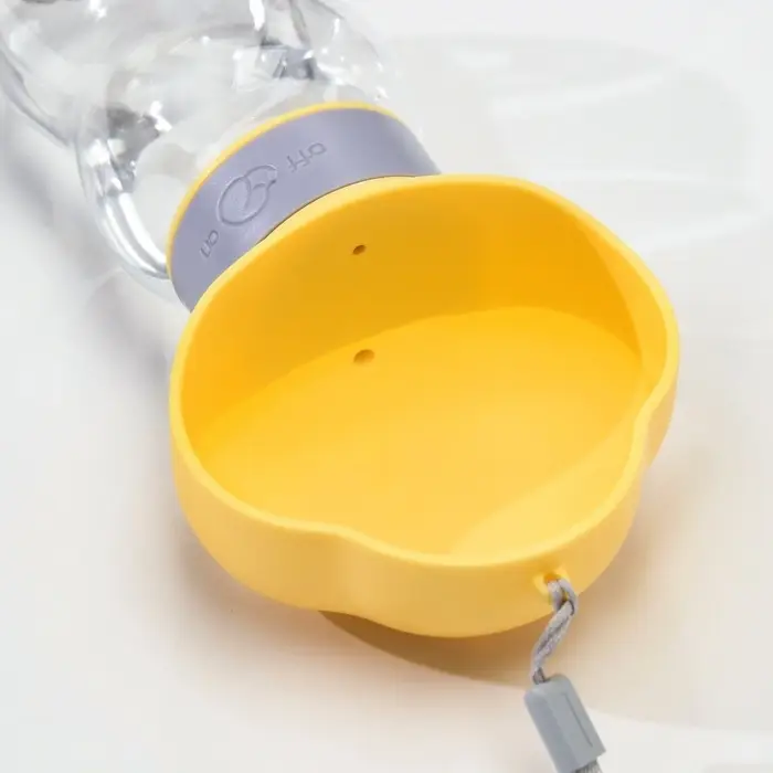 Поилка прогулочная 345 мл, жёлтая