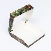 Коробка подарочная новогодняя складная с окном &laquo;Огни&raquo;, 15&times;15&times;4 см