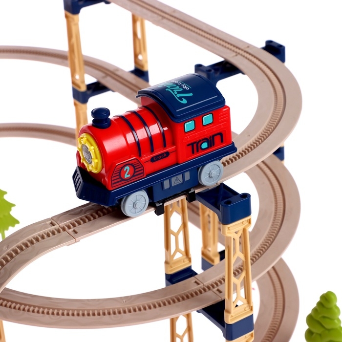 Железная дорога &laquo;Город&raquo;, работает от батареек