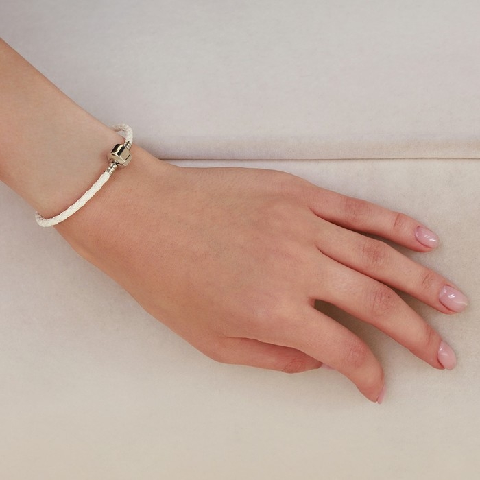 Основа для браслета &laquo;Бусинка&raquo;, цвет белый в серебре, 18 см