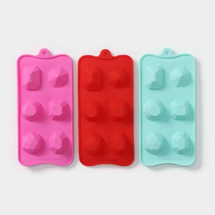 Форма для льда Доляна &laquo;Драгоценные камни&raquo;, силикон, 22,5&times;10,6 см, 6 ячеек (d=4 см), цвет МИКС