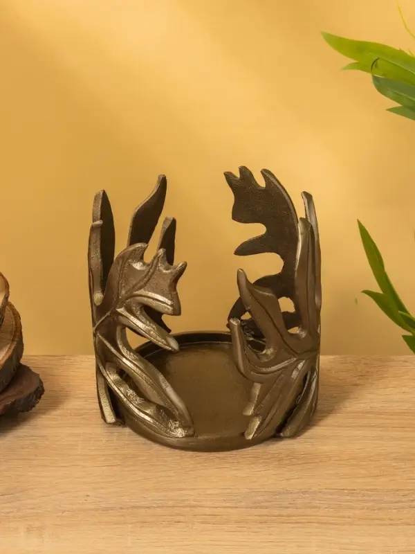 Подсвечник "Языки пламени" алюминий 15,2х15,2х16 см