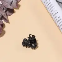 Крабик для волос &laquo;Чёрный ажур&raquo;, цветок, 2.3 см