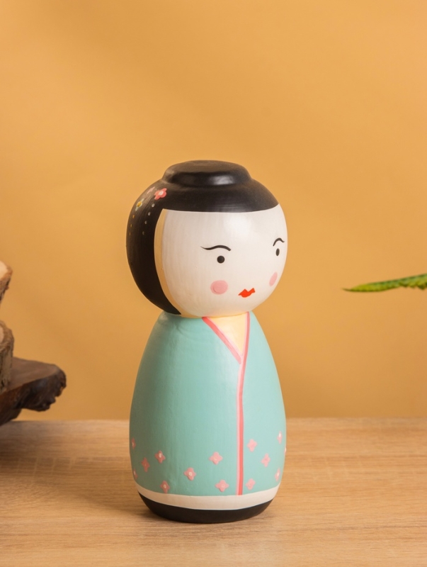 Деревянная кукла кокеши "Гейша" 7х7,5х15 см