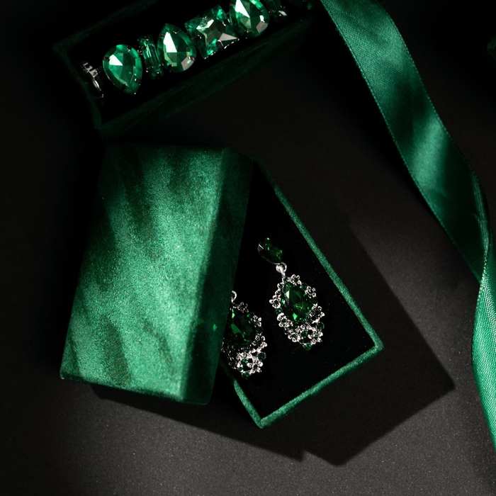 Коробочка подарочная под набор &laquo;Бархат&raquo;, 5&times;8 (размер полезной части 4,7&times;7,7 см), цвет зелёный