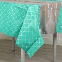 Скатерть &laquo;Квадратики&raquo;, 137 &times; 183 см., цвет зелёный