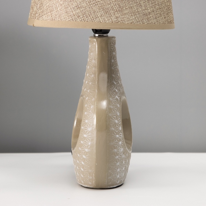 Настольная лампа "Маделин" Е14 40вт кофе с молоком 18х18х33,5 см