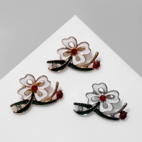Брошь &laquo;Цветок&raquo; с двумя листьями, цвет МИКС (неделимая фасовка 12 шт., цена за шт.)
