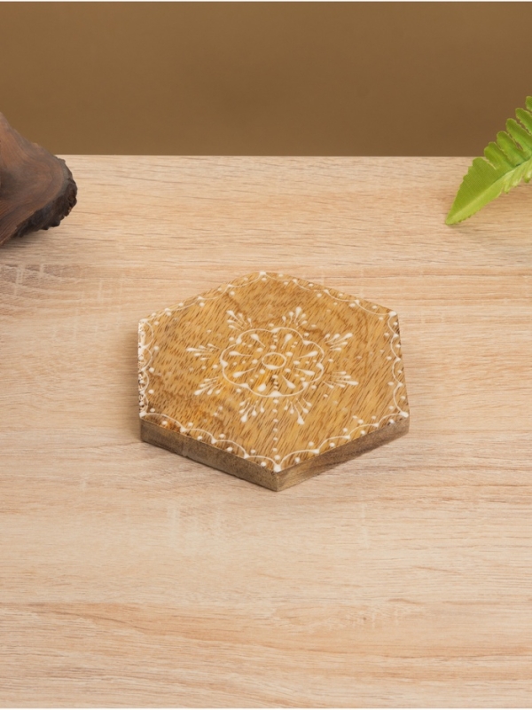 Подставка под горячее (набор 4 шт) "Пряник" дерево манго 15х13х5 см